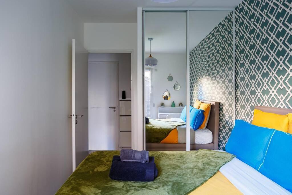 Apt 6P - Standing Rer Tram Paris Orly Velizy เลอเปลซีส์-โรแบงซง ภายนอก รูปภาพ
