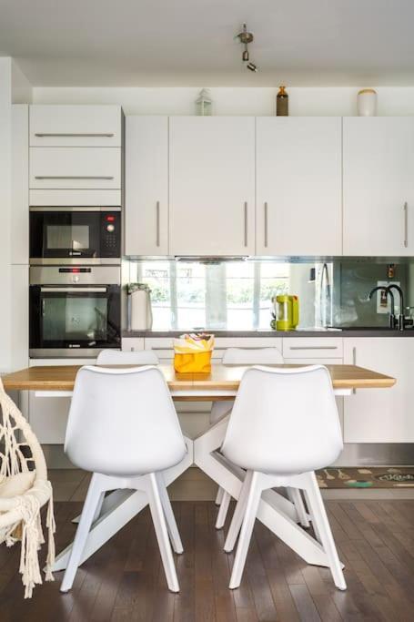 Apt 6P - Standing Rer Tram Paris Orly Velizy เลอเปลซีส์-โรแบงซง ภายนอก รูปภาพ